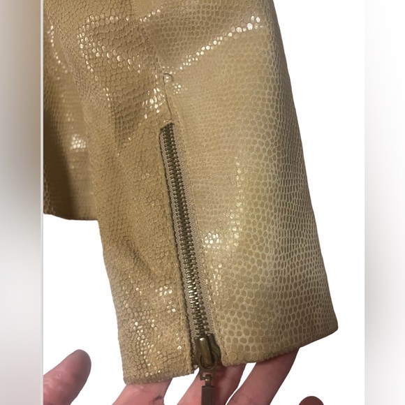 Alfani Embossed Leather Zip Up Long Sleeve Jacket Tan/Zippered Pockets M - Picture 10 of 15